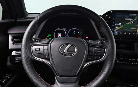 Lexus UX I, 2024 год, 4 655 000 рублей, 13 фотография