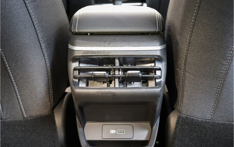 Geely Emgrand, 2024 год, 2 394 000 рублей, 14 фотография
