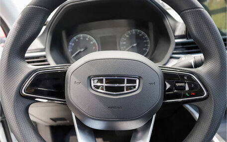 Geely Emgrand, 2024 год, 2 394 000 рублей, 12 фотография