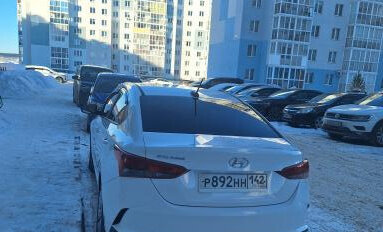 Hyundai Solaris II рестайлинг, 2022 год, 1 250 000 рублей, 4 фотография