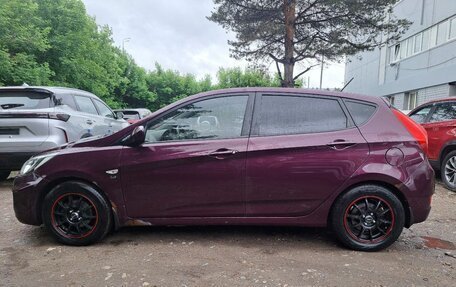 Hyundai Solaris II рестайлинг, 2012 год, 730 000 рублей, 2 фотография