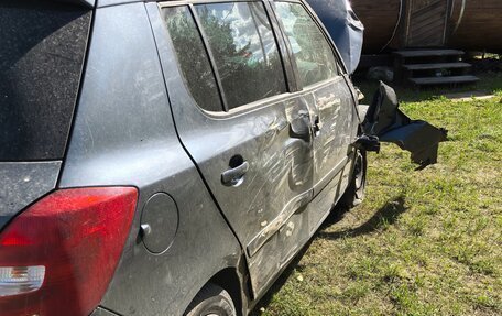 Skoda Fabia II, 2009 год, 250 000 рублей, 3 фотография
