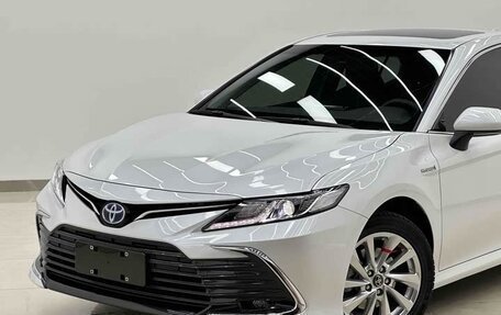 Toyota Camry, 2021 год, 2 750 000 рублей, 2 фотография