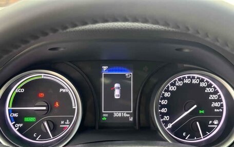 Toyota Camry, 2021 год, 2 750 000 рублей, 5 фотография