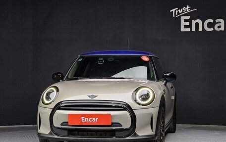 MINI Hatch, 2021 год, 1 800 000 рублей, 3 фотография