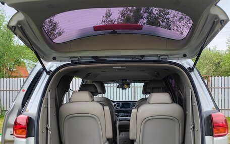 KIA Carnival III, 2019 год, 2 850 000 рублей, 4 фотография