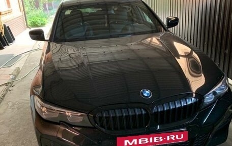 BMW 3 серия, 2019 год, 3 400 000 рублей, 2 фотография