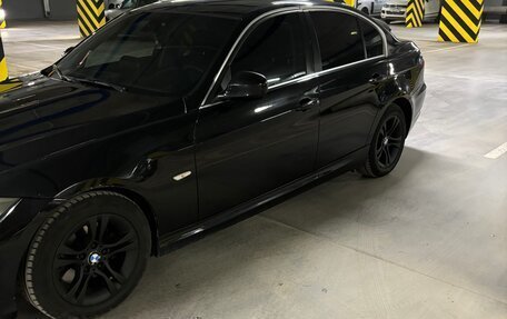 BMW 3 серия, 2011 год, 1 400 000 рублей, 3 фотография