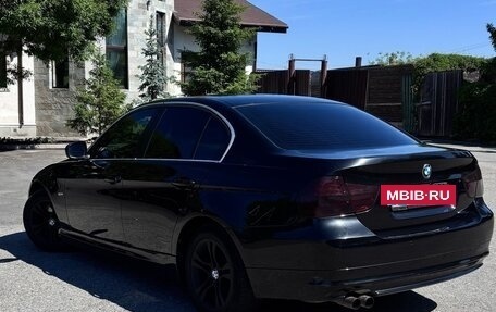 BMW 3 серия, 2011 год, 1 400 000 рублей, 11 фотография