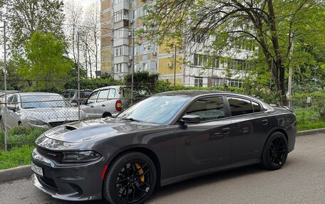 Dodge Charger, 2019 год, 4 250 000 рублей, 2 фотография