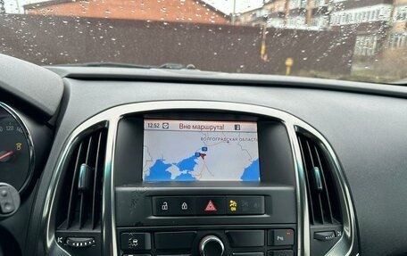 Opel Astra J, 2010 год, 700 000 рублей, 2 фотография