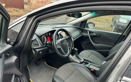 Opel Astra J, 2010 год, 700 000 рублей, 3 фотография