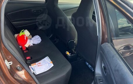 Toyota Vitz, 2015 год, 895 000 рублей, 7 фотография