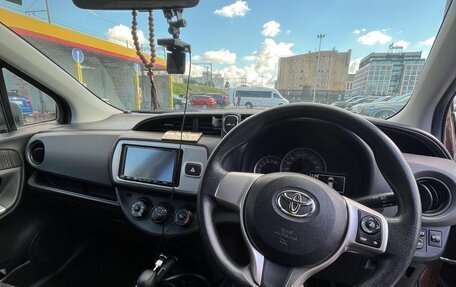 Toyota Vitz, 2015 год, 895 000 рублей, 8 фотография