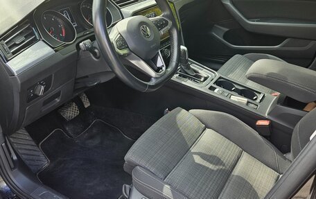 Volkswagen Passat B8 рестайлинг, 2020 год, 1 680 000 рублей, 12 фотография