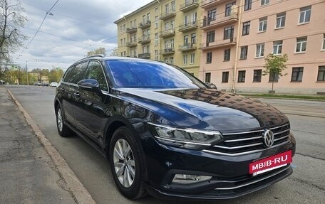 Volkswagen Passat B8 рестайлинг, 2020 год, 1 680 000 рублей, 3 фотография