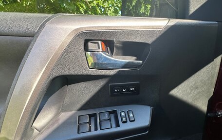 Toyota RAV4, 2017 год, 2 720 000 рублей, 6 фотография