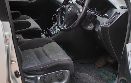Toyota Kluger I, 2002 год, 1 200 000 рублей, 5 фотография