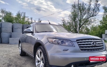 Infiniti FX I, 2002 год, 650 000 рублей, 3 фотография