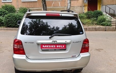Toyota Kluger I, 2002 год, 1 200 000 рублей, 4 фотография