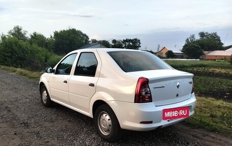 Renault Logan I, 2015 год, 599 000 рублей, 3 фотография