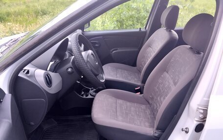Renault Logan I, 2015 год, 599 000 рублей, 12 фотография