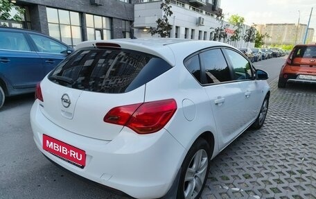 Opel Astra J, 2011 год, 620 000 рублей, 7 фотография