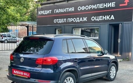 Volkswagen Tiguan I, 2011 год, 979 000 рублей, 3 фотография