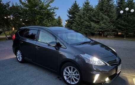 Toyota Prius Alpha I (ZVW40/41), 2013 год, 1 400 000 рублей, 10 фотография