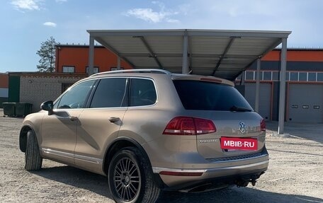 Volkswagen Touareg III, 2015 год, 3 300 000 рублей, 12 фотография