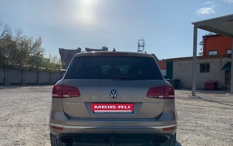 Volkswagen Touareg III, 2015 год, 3 300 000 рублей, 10 фотография