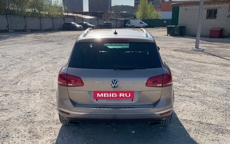 Volkswagen Touareg III, 2015 год, 3 300 000 рублей, 11 фотография