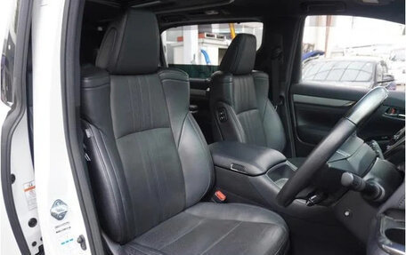 Toyota Alphard III, 2021 год, 3 855 123 рублей, 13 фотография