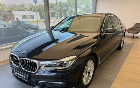 BMW 7 серия, 2018 год, 3 900 000 рублей, 2 фотография