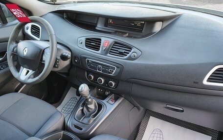 Renault Scenic III, 2010 год, 650 000 рублей, 7 фотография