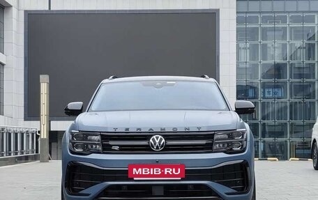 Volkswagen Teramont I, 2024 год, 4 580 000 рублей, 2 фотография