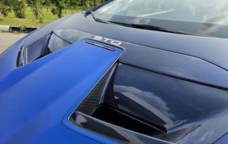 Lamborghini Huracán, 2023 год, 56 650 000 рублей, 5 фотография
