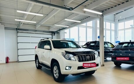 Toyota Land Cruiser Prado 150 рестайлинг 2, 2012 год, 3 599 000 рублей, 8 фотография