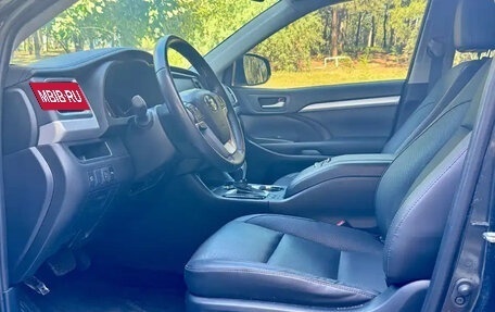 Toyota Highlander III, 2021 год, 2 600 000 рублей, 6 фотография