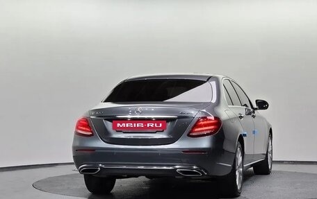 Mercedes-Benz E-Класс, 2020 год, 2 933 900 рублей, 4 фотография