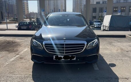 Mercedes-Benz E-Класс, 2018 год, 3 700 000 рублей, 2 фотография
