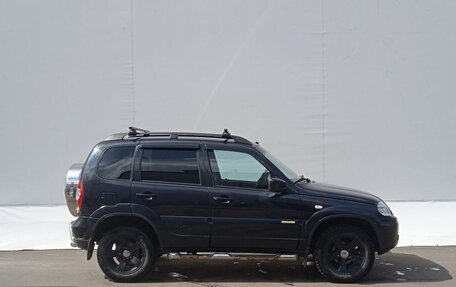 Chevrolet Niva I рестайлинг, 2015 год, 635 000 рублей, 4 фотография