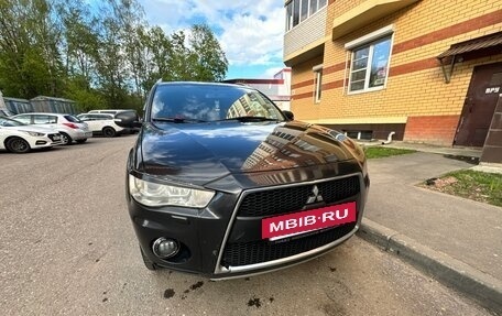Mitsubishi Outlander III рестайлинг 3, 2009 год, 1 150 000 рублей, 8 фотография