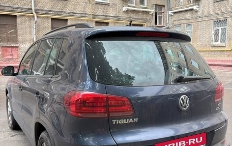 Volkswagen Tiguan I, 2015 год, 2 200 000 рублей, 5 фотография