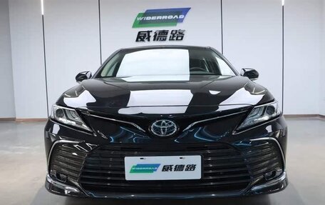 Toyota Camry, 2021 год, 2 500 000 рублей, 3 фотография