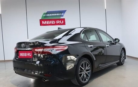 Toyota Camry, 2021 год, 2 500 000 рублей, 5 фотография