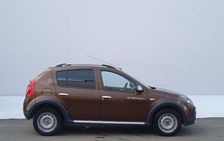 Renault Sandero I, 2013 год, 635 000 рублей, 4 фотография