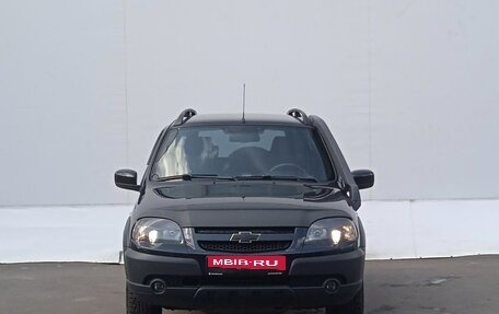 Chevrolet Niva I рестайлинг, 2018 год, 785 000 рублей, 2 фотография