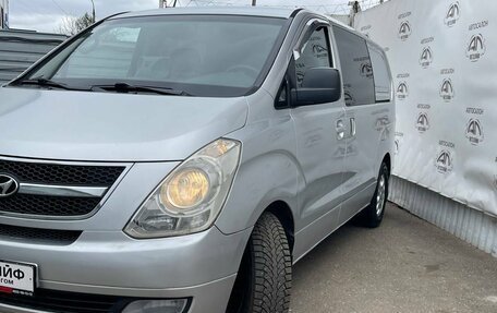Hyundai Grand Starex Grand Starex I рестайлинг 2, 2010 год, 999 000 рублей, 6 фотография