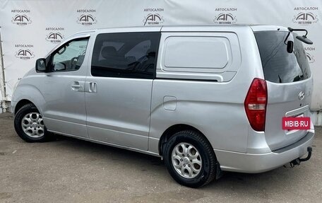 Hyundai Grand Starex Grand Starex I рестайлинг 2, 2010 год, 999 000 рублей, 3 фотография